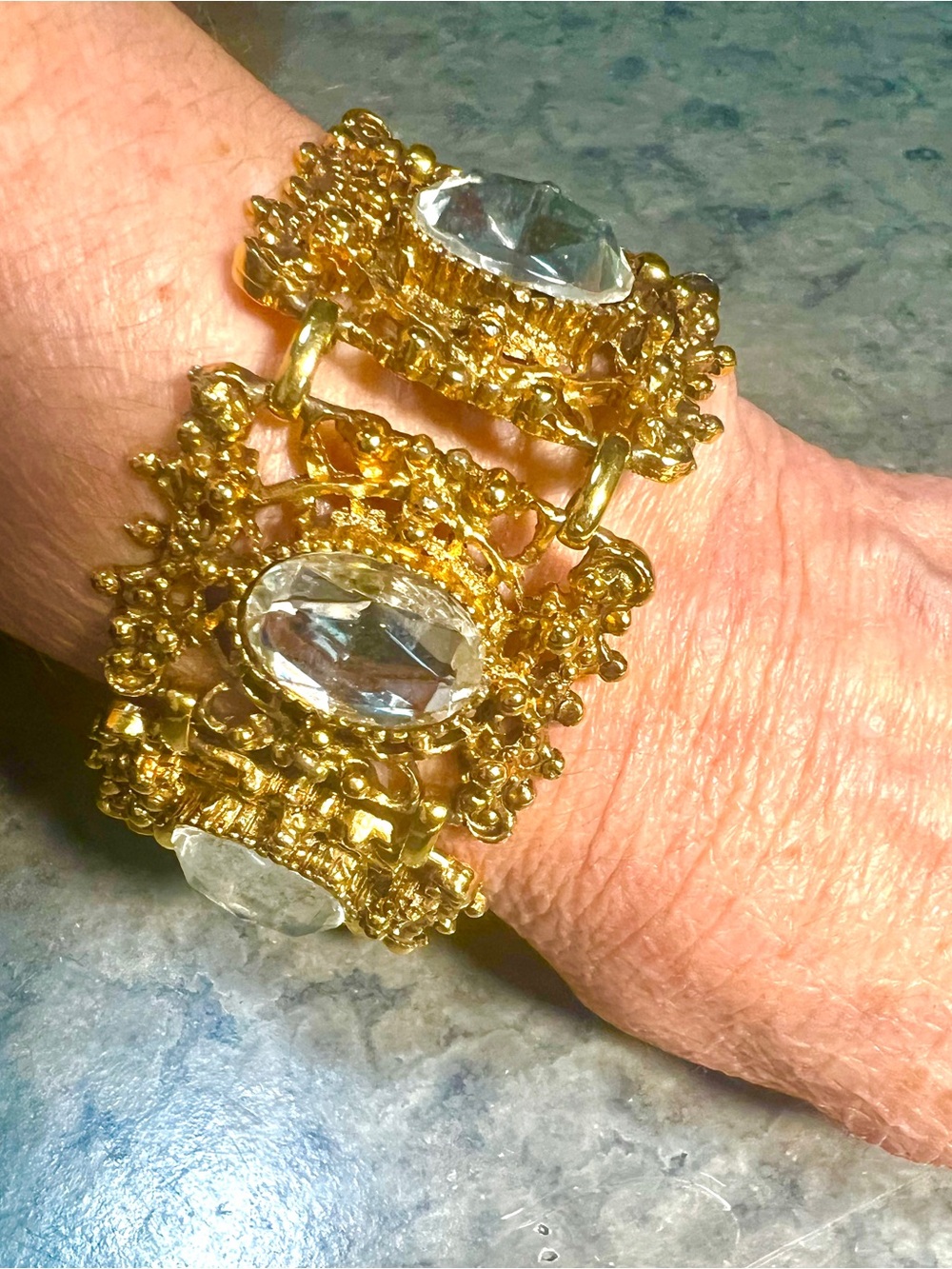 Vintage Gold and Clear Crystal Cabochon Bracelet